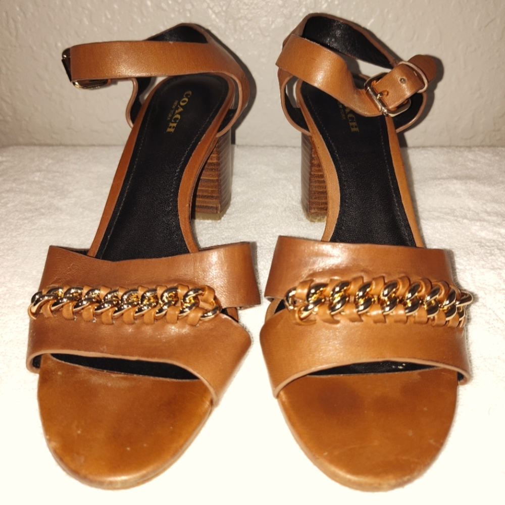 Coach Phoebe Heel
